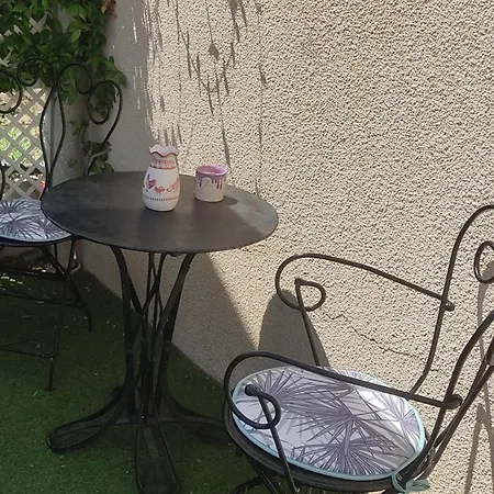 Belle Dependance, Appartement Cosy, Climatise * Μονπελιέ