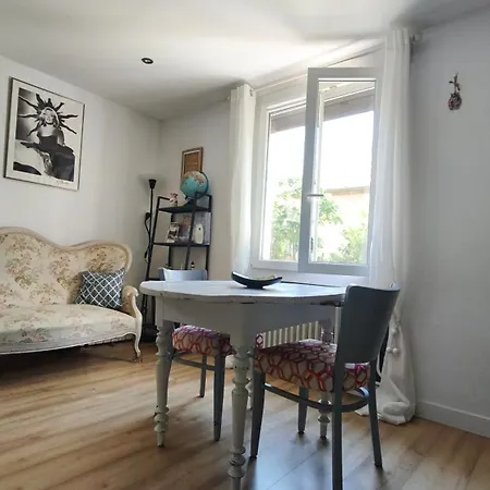 Belle Dependance, Cosy, Confort Apartment